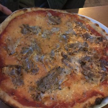 Brew Wild Pizza Bar - Beer Bar Near Me - Madrid, M