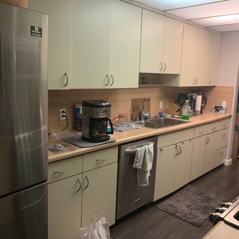 Mancilla's Construction Services - Before kitchen - Painters Near Me Mancilla's Construction Services - Before kitchen - Painters Near Me