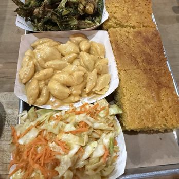 Hoodoo Brown BBQ - coleslaw, mac n cheese, brussel sprouts & corn bread - Barbeque Near Me - Ridgefield, Connecticut