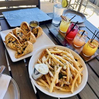 Maggie McFly's - Tex-Mex Eggrolls Appetizer Truffle Fries Side - New American Near Me - Virginia Beach, Virginia