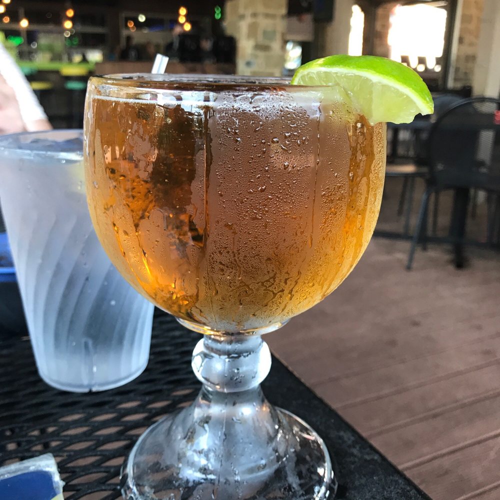 El Arroyo - What a way to hang out on a Saturday - Mexican Near Me - Arlington, Texas El Arroyo - What a way to hang out on a Saturday - Mexican Near Me - Arlington, Texas