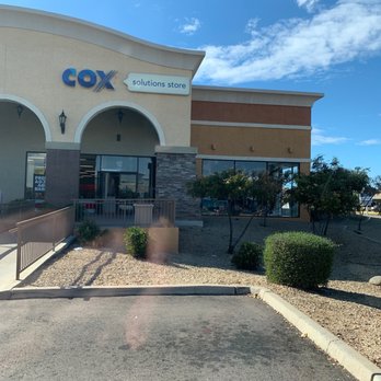 Cox Store - Front entrance of store on Bell rd. - Television Service Providers Near Me - Phoenix, Arizona