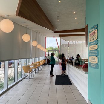 P. Terry's Burger Stand - Cool Googie design - Burgers Near Me - San Marcos, Texas P. Terry's Burger Stand - Cool Googie design - Burgers Near Me - San Marcos, Texas