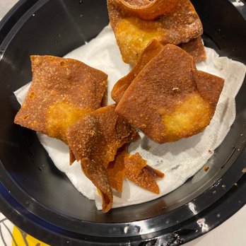 Restaurant Salon Canton - Won Fried Wonton 6 pieces - Chinese Near Me - Miami Beach, Florida Restaurant Salon Canton - Won Fried Wonton 6 pieces - Chinese Near Me - Miami Beach, Florida
