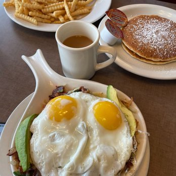 Egg Basket Pancake House - Breakfast & Brunch Near Me - Streamwood, Illinois