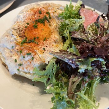 Commune - Biscuits and Gravy - Cafes Near Me - Virginia Beach, Virginia