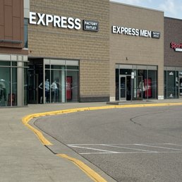 Exterior photo of Express Factory Outlet - Kildeer, Illinois Exterior photo of Express Factory Outlet - Kildeer, Illinois