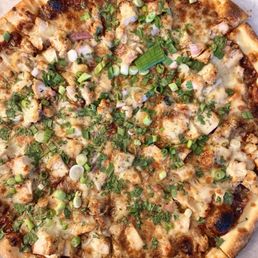 BBQ chicken pizza BBQ chicken pizza