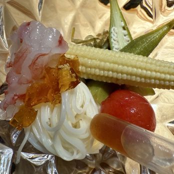 Hikari Sushi & Omakase - Sushi Bars Near Me - Davis, California