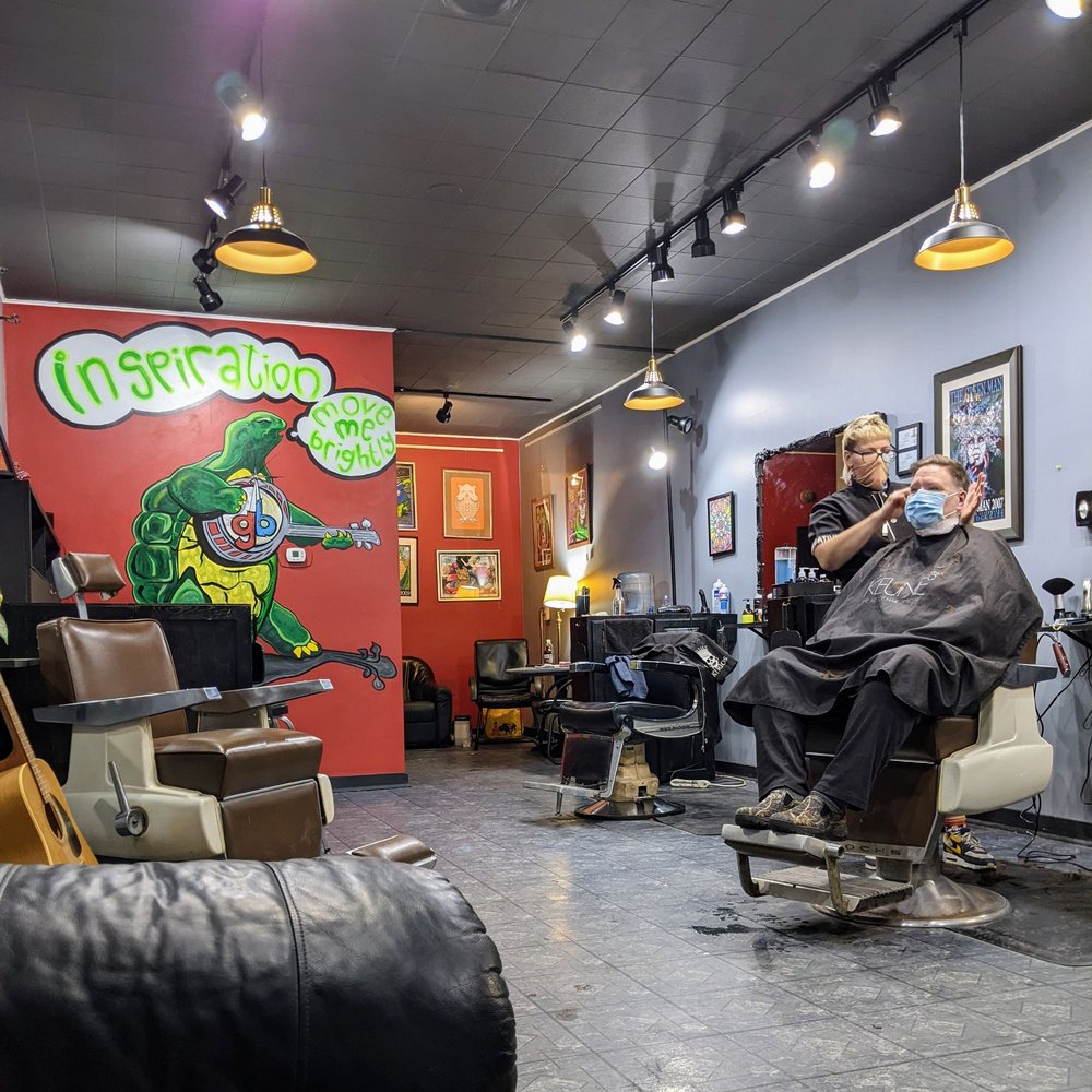 GROVELAND BARBER SHOP Updated October 2024 20 Photos & 29 Reviews 2028 St Clair Ave, Saint