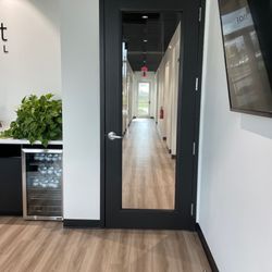 Oviedo Point Dental - Entry