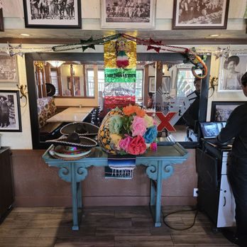 Murrieta's Mexican Restaurant - Mexican Near Me - Bonita, California