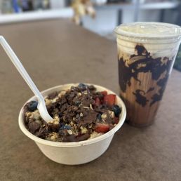 My favorites... Acai bowl and a SF Vanilla iced mocha. My favorites... Acai bowl and a SF Vanilla iced mocha.
