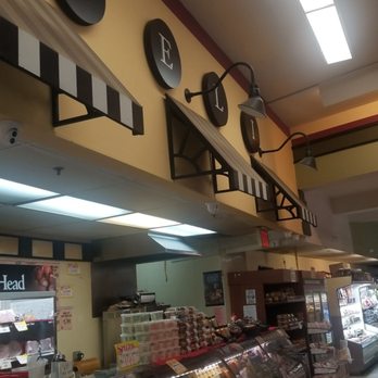 Key Food - a view of a grocery store - Grocery Near Me - Jamaica, New York Key Food - a view of a grocery store - Grocery Near Me - Jamaica, New York