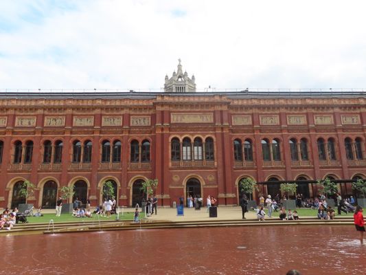 The V&A Cafe by null