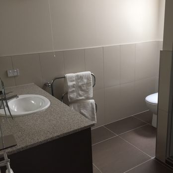 Dock Bay Lodge - Single sink - Guest Houses Near Me - Te Anau, STL