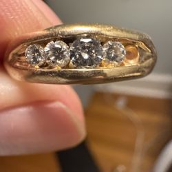 Showing the missing diamond they quoted 150$ and then wanted to charge 280$