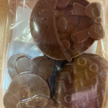 Pretzel Nook - Peanut butter cups! - Pretzels Near Me - Berlin, Ohio Pretzel Nook - Peanut butter cups! - Pretzels Near Me - Berlin, Ohio
