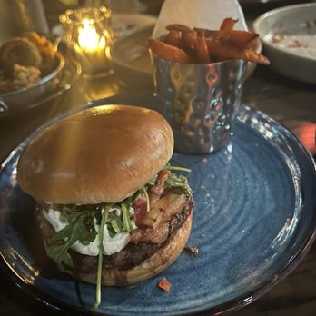 Eureka! - Fresno Fig burger - Burgers Near Me - Claremont, California Eureka! - Fresno Fig burger - Burgers Near Me - Claremont, California