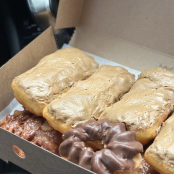 Chuck's Donut Shop - Donuts Near Me - Renton, Washington