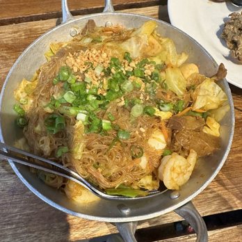 Isla Restaurant - Pancit Bihon - Filipino Near Me - Newark, California Isla Restaurant - Pancit Bihon - Filipino Near Me - Newark, California