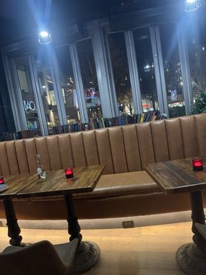Hyde Social by null