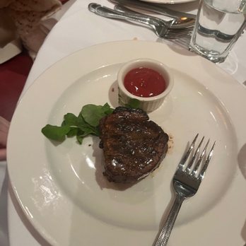 The Capital Grille - Dry aged NY/KC Strip 14 oz - Steakhouses Near Me - Cincinnati, Ohio The Capital Grille - Dry aged NY/KC Strip 14 oz - Steakhouses Near Me - Cincinnati, Ohio