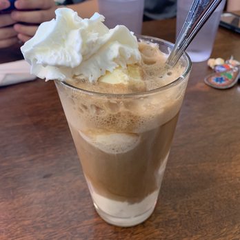 Schilo's - Root beer float - Delis Near Me - San Antonio, Texas