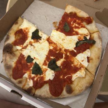 Andrews Nyc Diner - Margherita Pizza - American Near Me - New York, New York