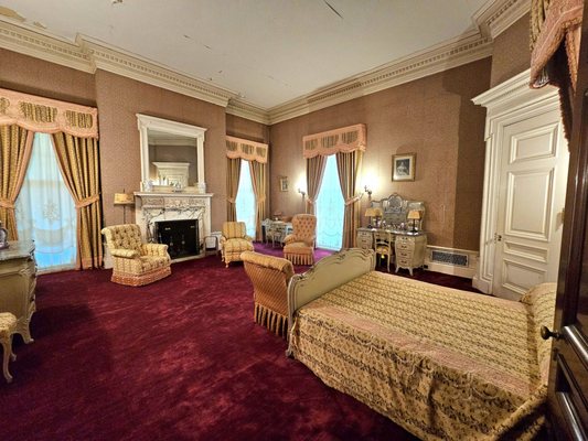 Vanderbilt Mansion National Historic Site by null