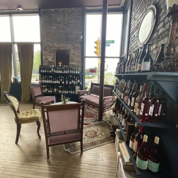 Thelma Carol Wine - Wine Bars Near Me - Milwaukee, Wisconsin Thelma Carol Wine - Wine Bars Near Me - Milwaukee, Wisconsin