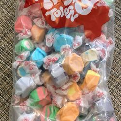 Parkville Trading Post - Saltwater taffy  (pick your own)