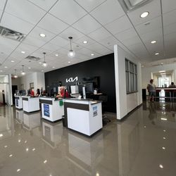 Jackson Kia - Service advisors.