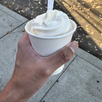 Meadowlark Dairy - Peppermint Soft Serve Ice Cream - Ice Cream & Frozen Yogurt Near Me - Pleasanton, California