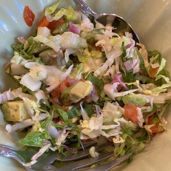 Lunetta Dining Room & Bar - Farm to table fresh salads - New American Near Me - Santa Monica, California