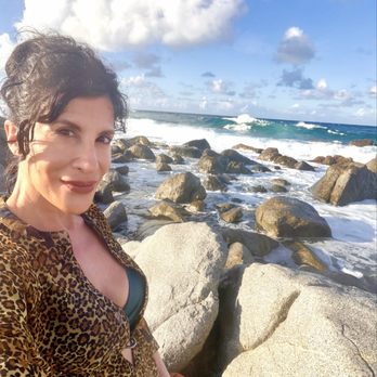 Demma Aesthetics - Natural light is always the most flattering! (Botox... My not so secret weapon ) - Medical Spas Near Me - Boston, Massachusetts Demma Aesthetics - Natural light is always the most flattering! (Botox... My not so secret weapon ) - Medical Spas Near Me - Boston, Massachusetts