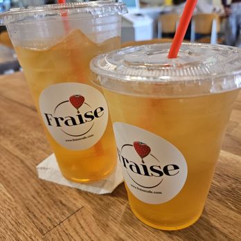 Fraise Cafe - Mango and peach teas - Creperies Near Me - Fullerton, California