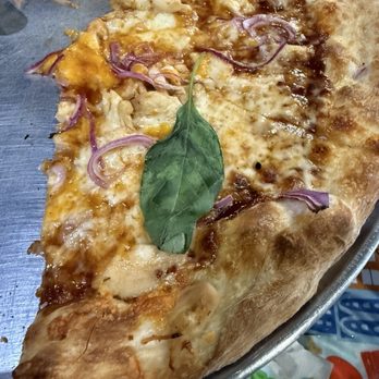 Mony’s Pizzeria - Pizza Near Me - Houston, Texas