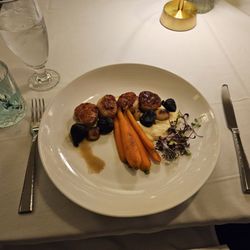 Five Steakhouse - FRIED CALAMARI PAN SEARED SCALLOPS* FIVE MILE HIGH CHOCOLATE CAKE  Espresso MARYLAND CRABCAKES 8oz PRIME RESERVE FILET MIGNON*