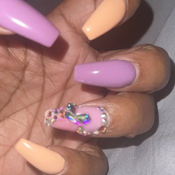 Vip Nails - Nail Salons Near Me - Roseville, Michigan