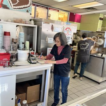 Carvel - Ice Cream & Frozen Yogurt Near Me - Elmsford, New York