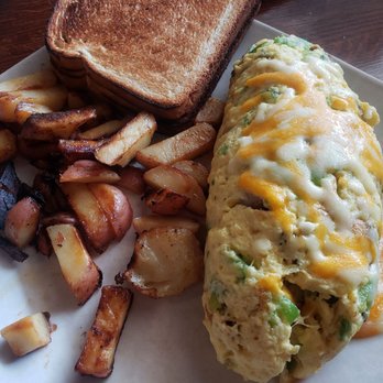 Jelly Cafe - Potatoes were good.  But, some were very burnt. - Cafes Near Me - Mount Prospect, Illinois