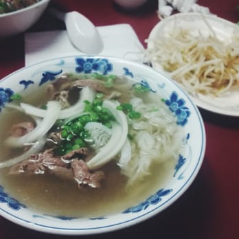Pho Tien Thanh - Pho Tai Nam sach - the famous soup itself with a side of steamed bean sprouts - Vietnamese Near Me - Toronto, Ontario Pho Tien Thanh - Pho Tai Nam sach - the famous soup itself with a side of steamed bean sprouts - Vietnamese Near Me - Toronto, Ontario