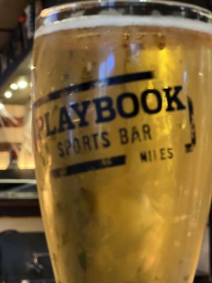 Play Book Ultra Sports Bar by null