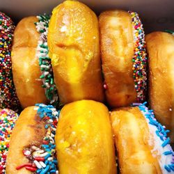Nathalie's Donuts - Sprinkels!