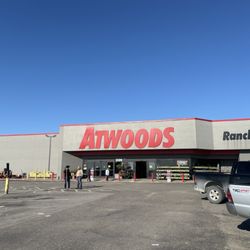 Atwoods Ranch & Home - Front of store