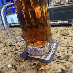 The Wing Company - Good beer with fair prices.