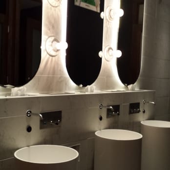 Moxies Bayers Lake Restaurant - washroom sinks - Canadian (New) Near Me - Halifax, Nova Scotia Moxies Bayers Lake Restaurant - washroom sinks - Canadian (New) Near Me - Halifax, Nova Scotia