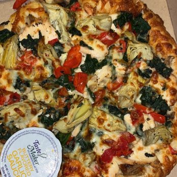 Giovanni's Pizza & Pasta - Small chicken and spinach pizza with artichoke added on regular crust. - Pizza Near Me - Pittsburgh, Pennsylvania