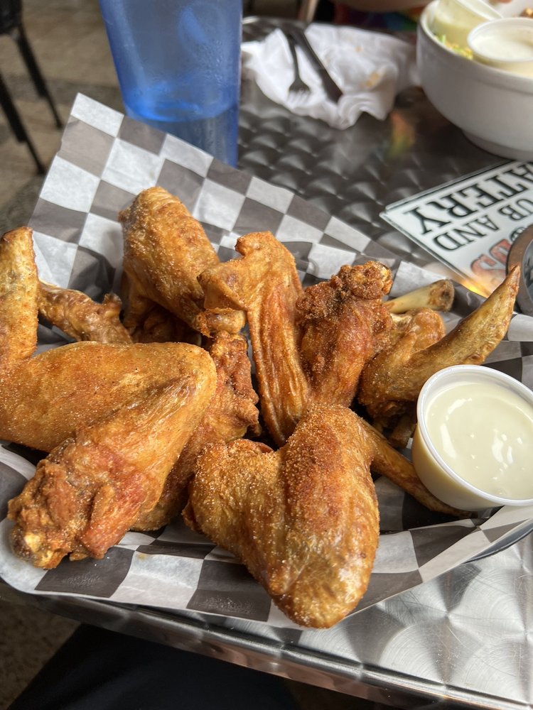 MEETHEADS Updated September 2024 19 Photos & 17 Reviews 819 La Belle Vue Rd, Vandergrift